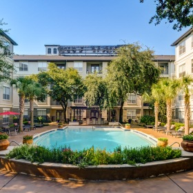 Resort-style swimming pool